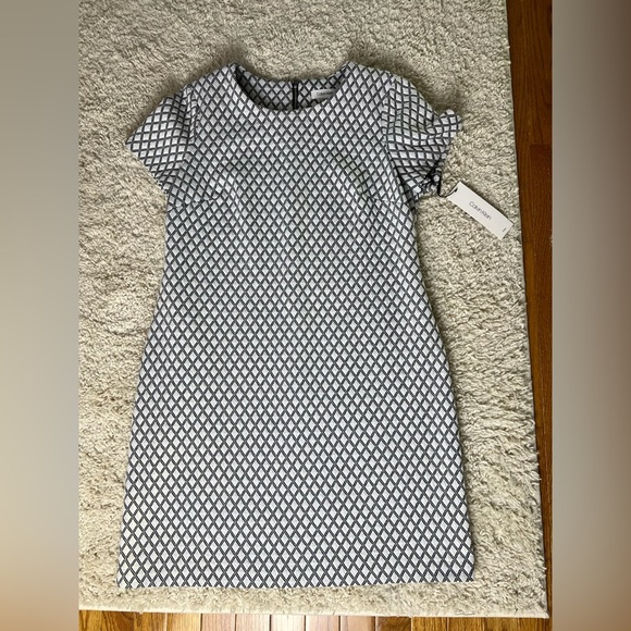 Women’s 12 Calvin Klein Short Sleeve Dress NWT - Picture 1 of 7